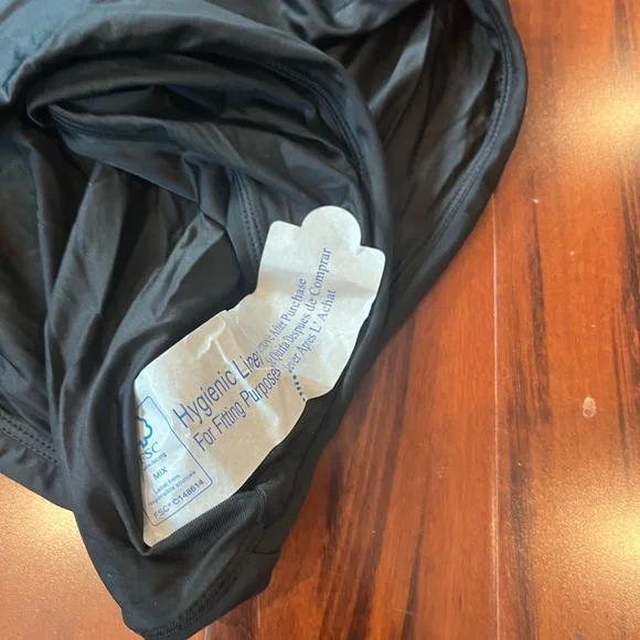 New NWT Andie The‎ Asbury Swimsuit Black One-Piece Swim Size Large - Picture 5 of 5